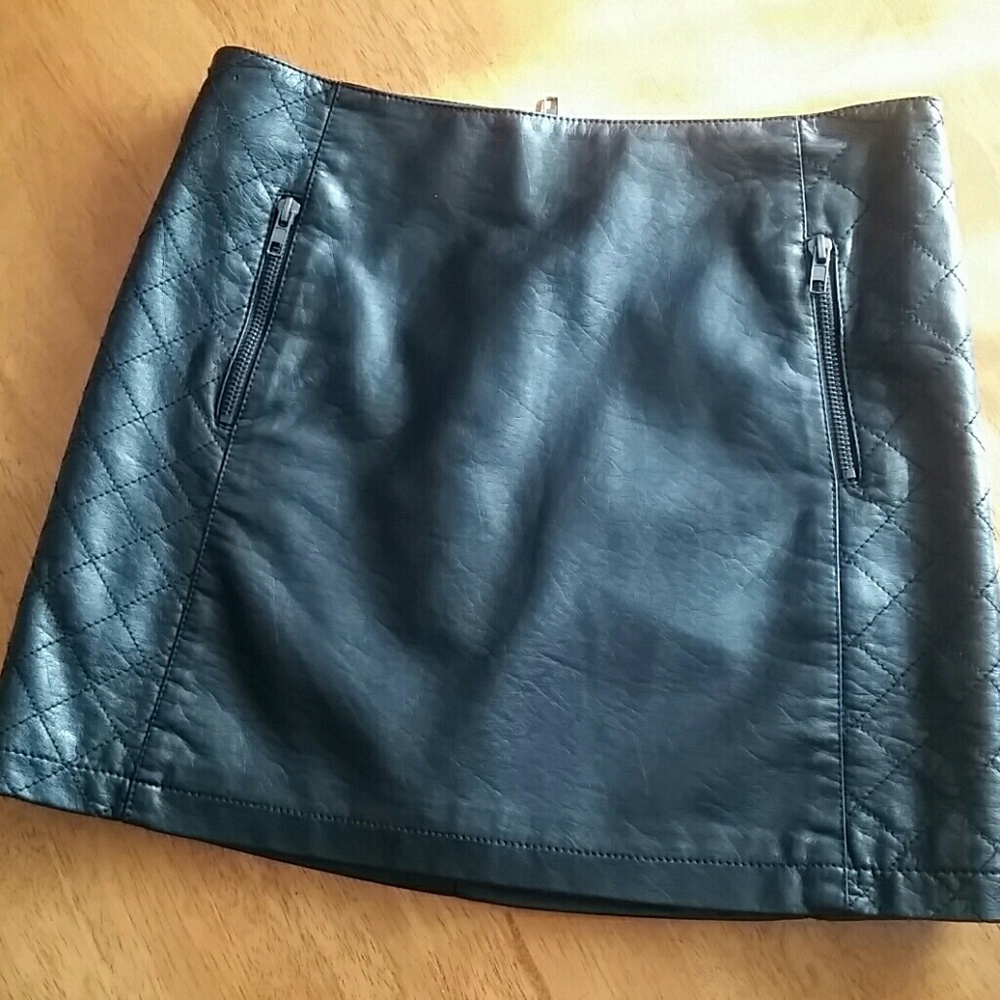 FAUX Leather mini Skirt size M